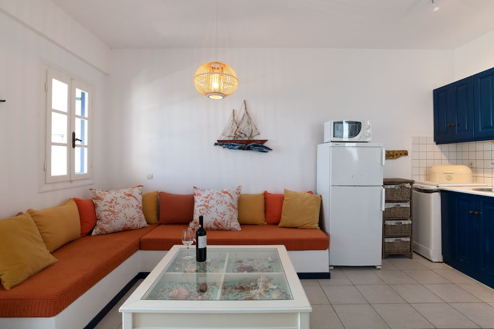 Photo of Livingroom in Ampelas