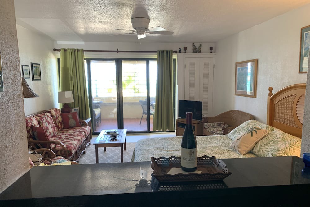 Photo of Bedroom in Estate Golden Rock