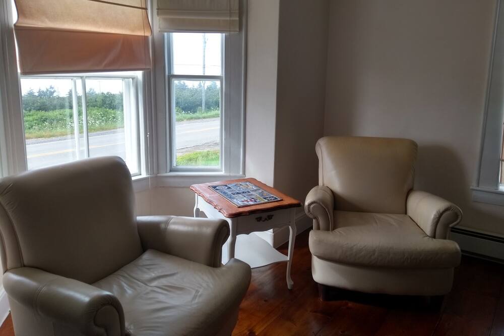 Photo of Livingroom in Meteghan