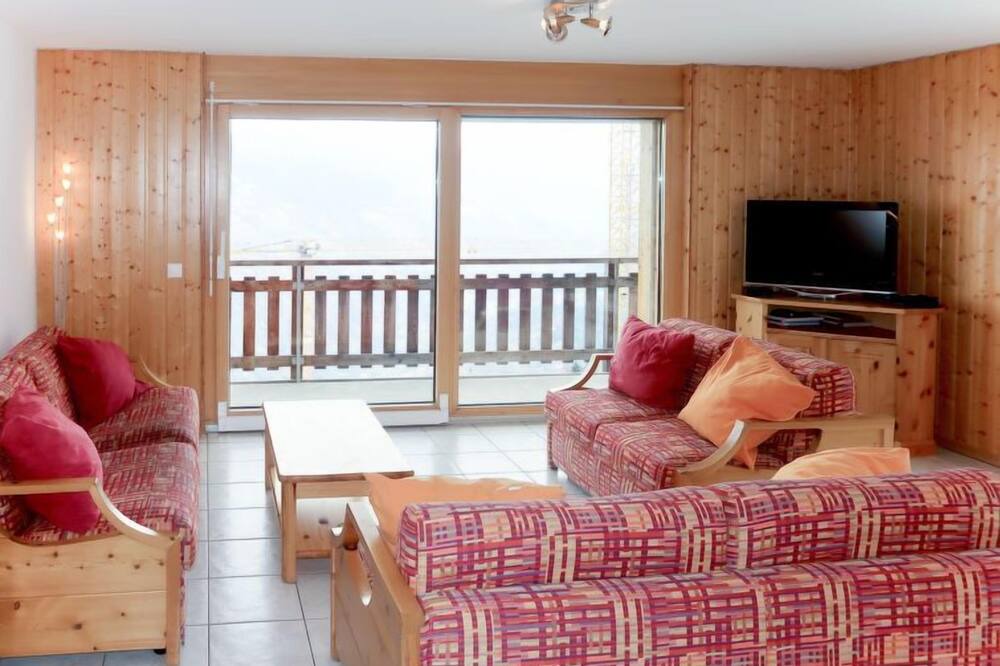 Photo of Livingroom in Vex