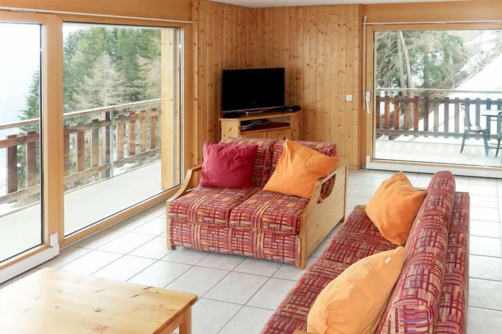 Photo of Livingroom in Vex