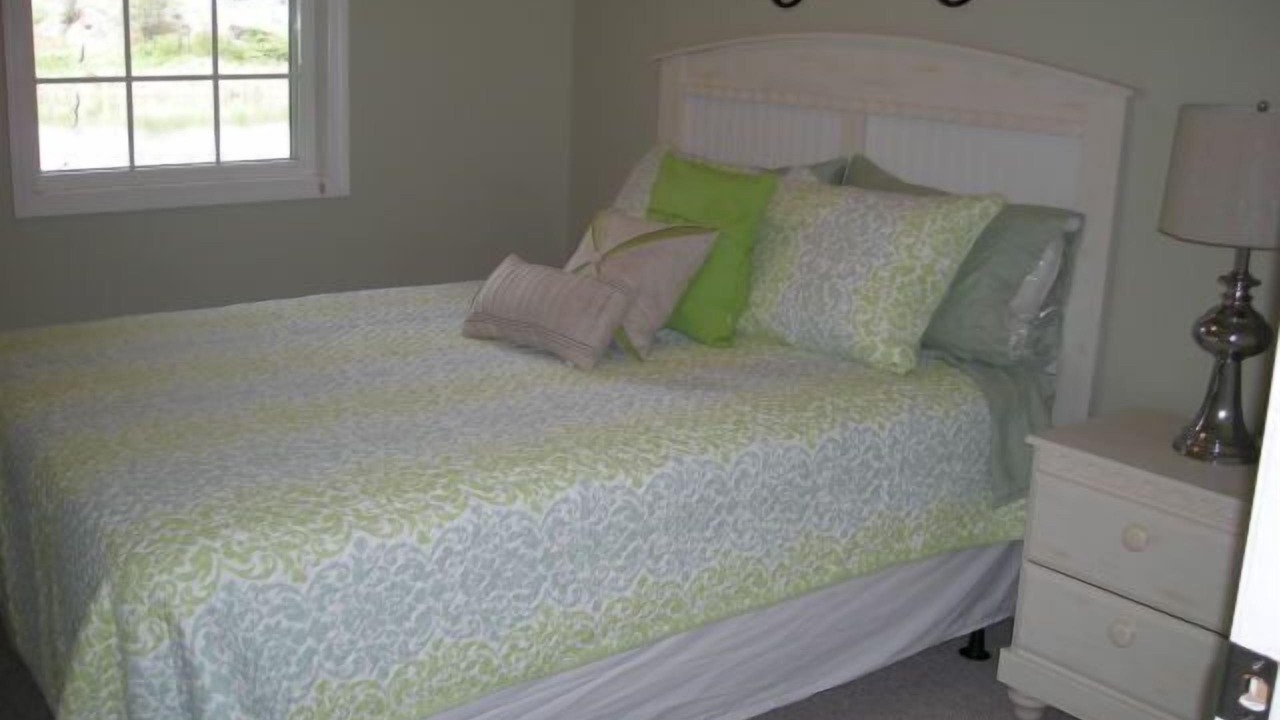 Photo of Bedroom in Okanagan-Similkameen