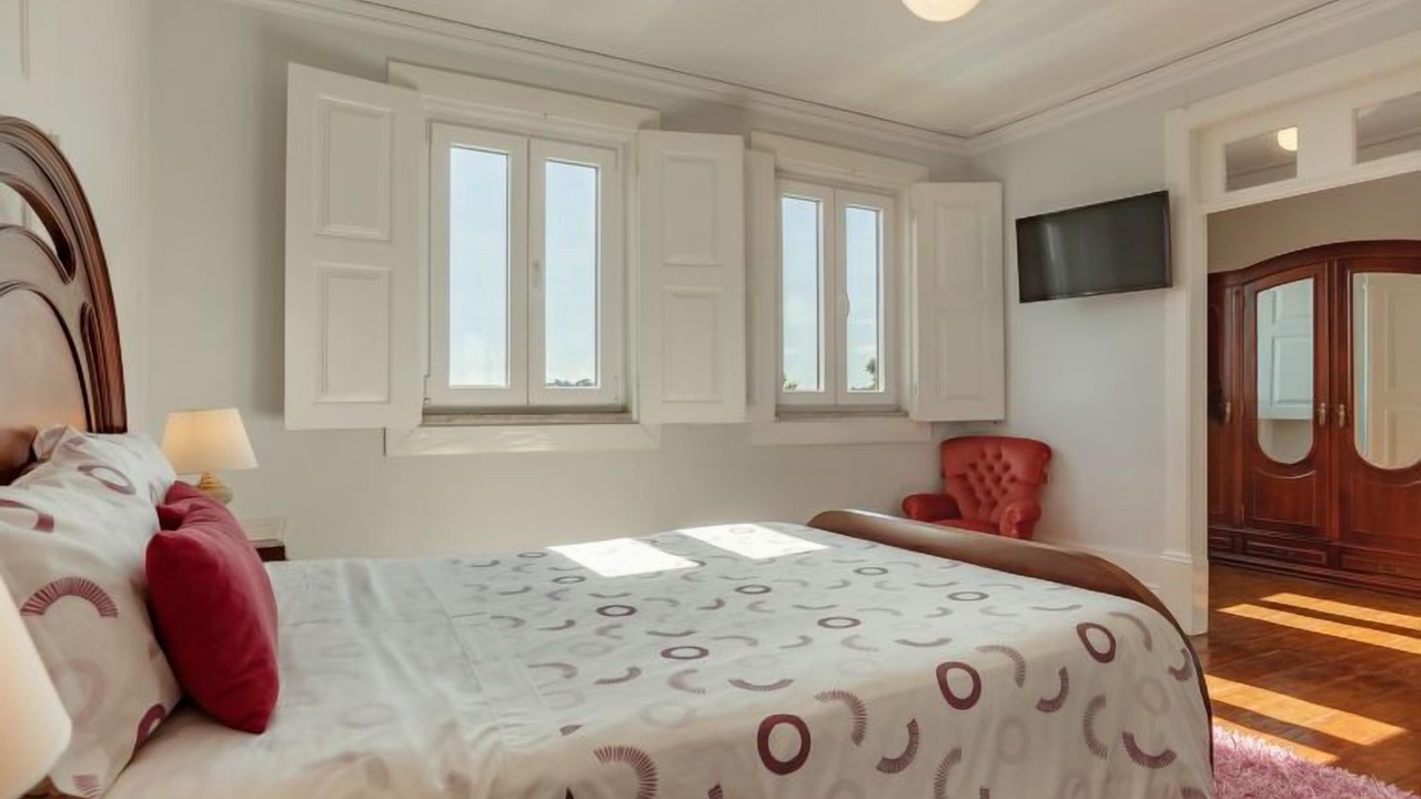 Photo of Bedroom in Rates