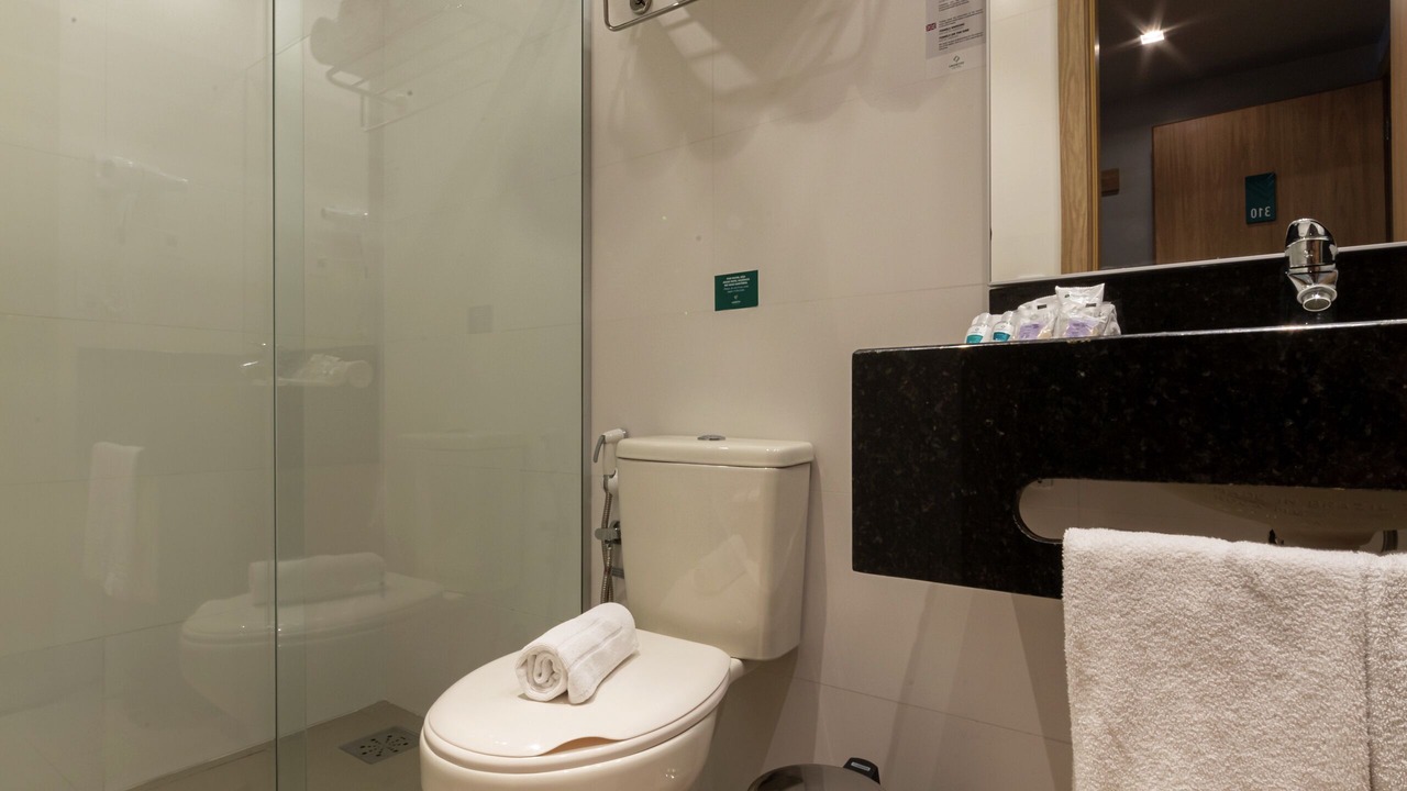 Photo of Bathroom in Bairro Lago Negro