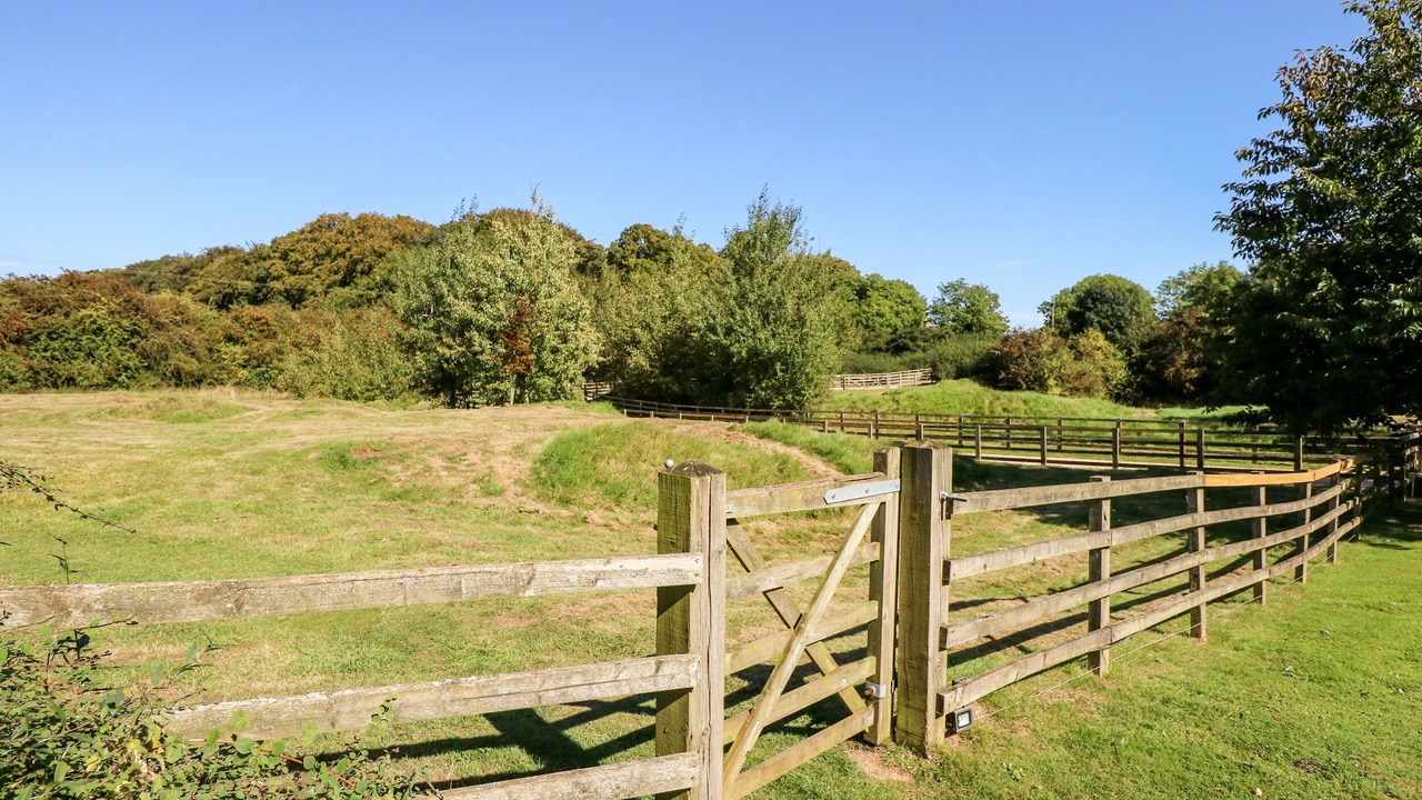 Photo of Others in Barnsdale