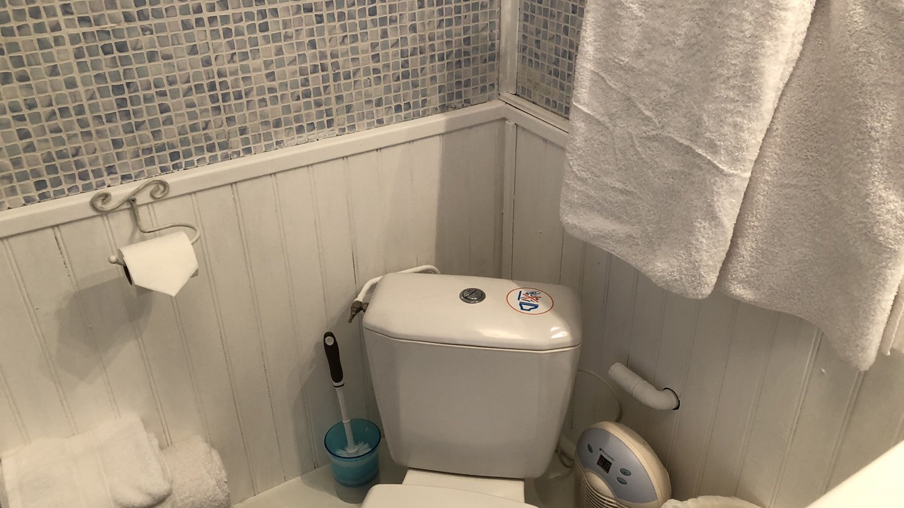 Photo of Bathroom in Saint-Fulgent