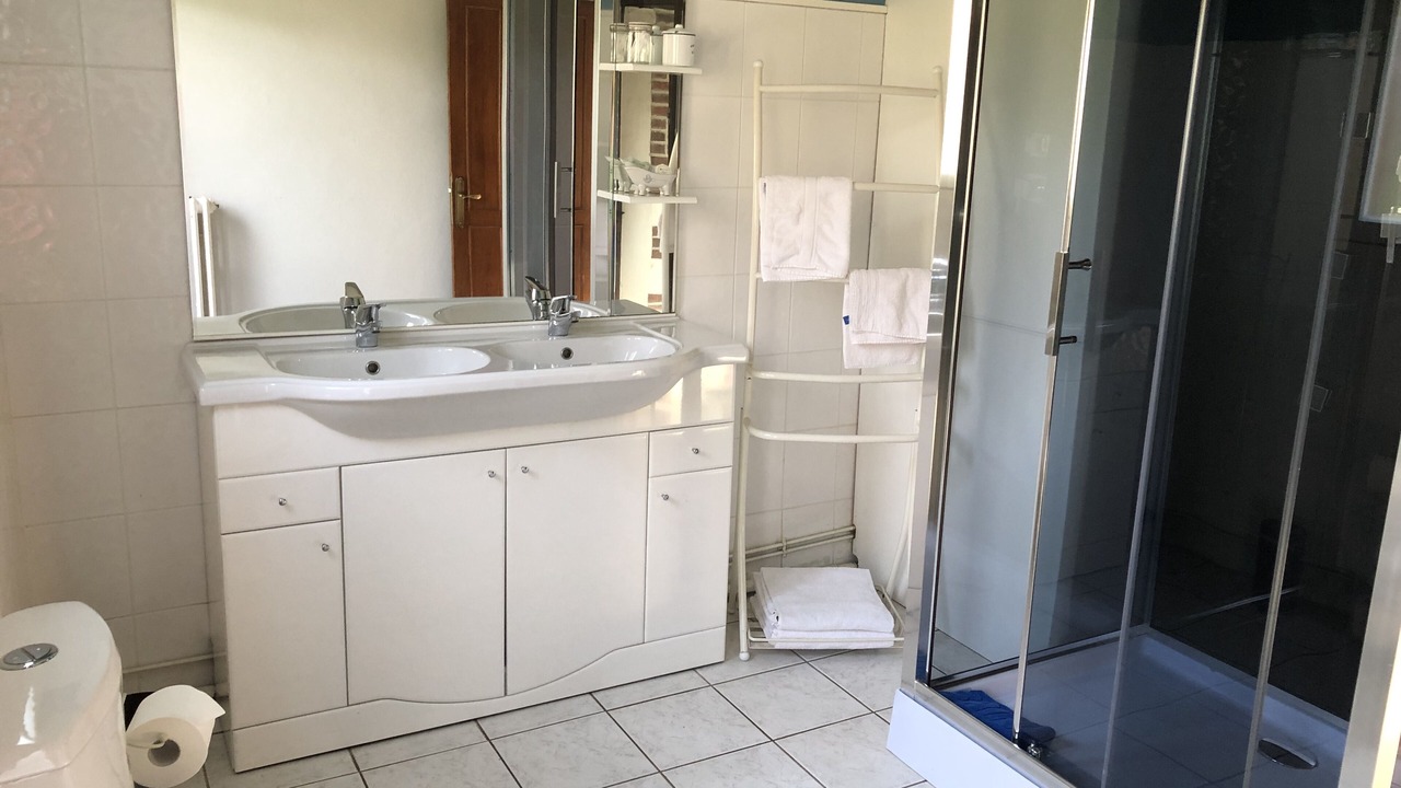 Photo of Bathroom in Saint-Fulgent