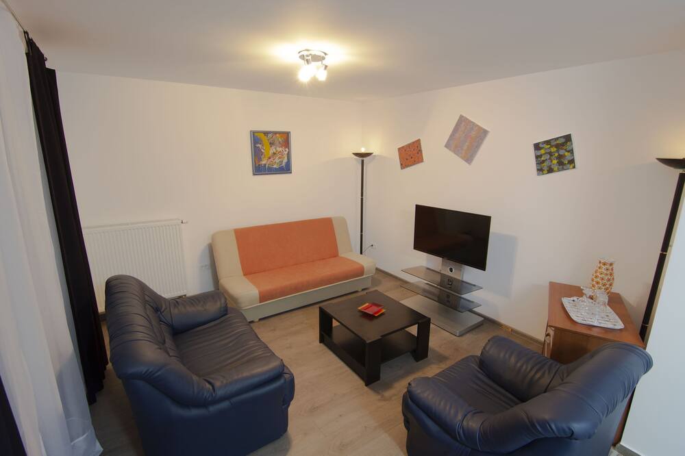 Photo of Livingroom in Tractorul