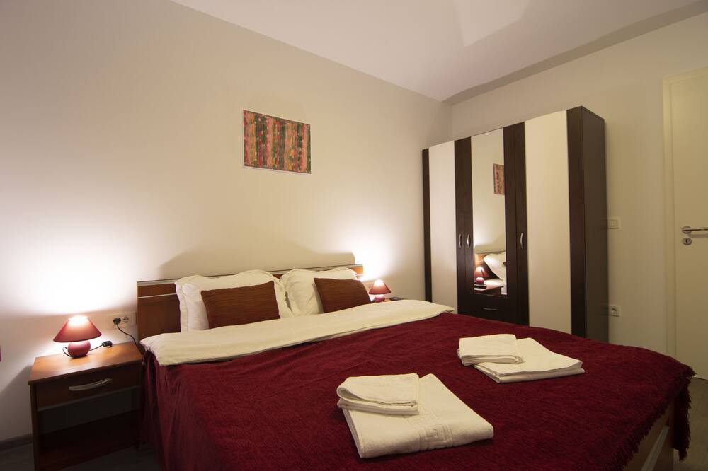 Photo of Bedroom in Tractorul
