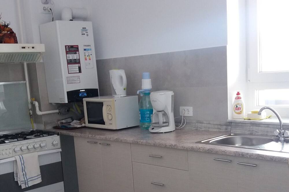 Photo of Kitchen in Tractorul