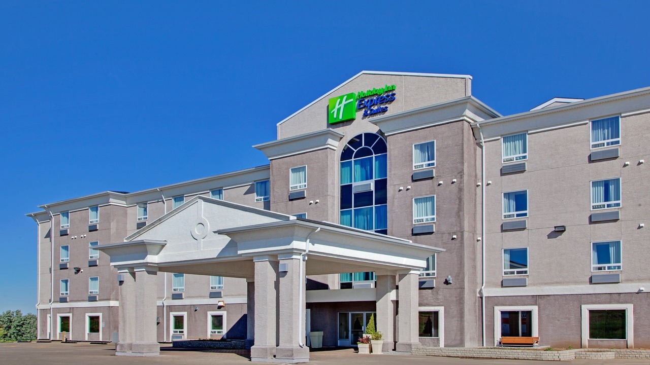 Photo of Buildings in Swift Current