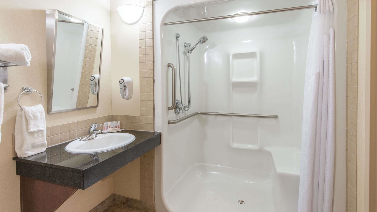 Photo of Bathroom in Wainwright