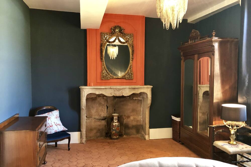 Photo of Livingroom in Pommard