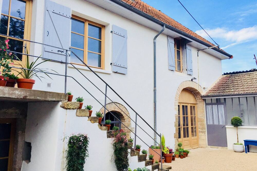 Photo of Outdoor in Pommard