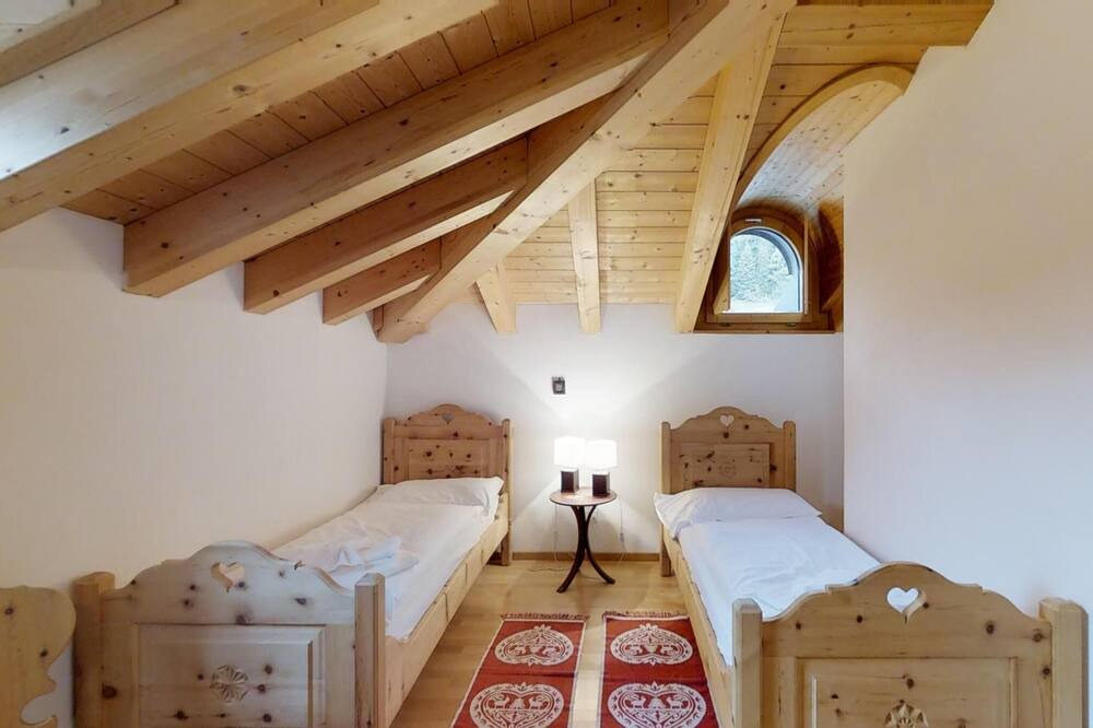 Photo of Bedroom in Silvaplana