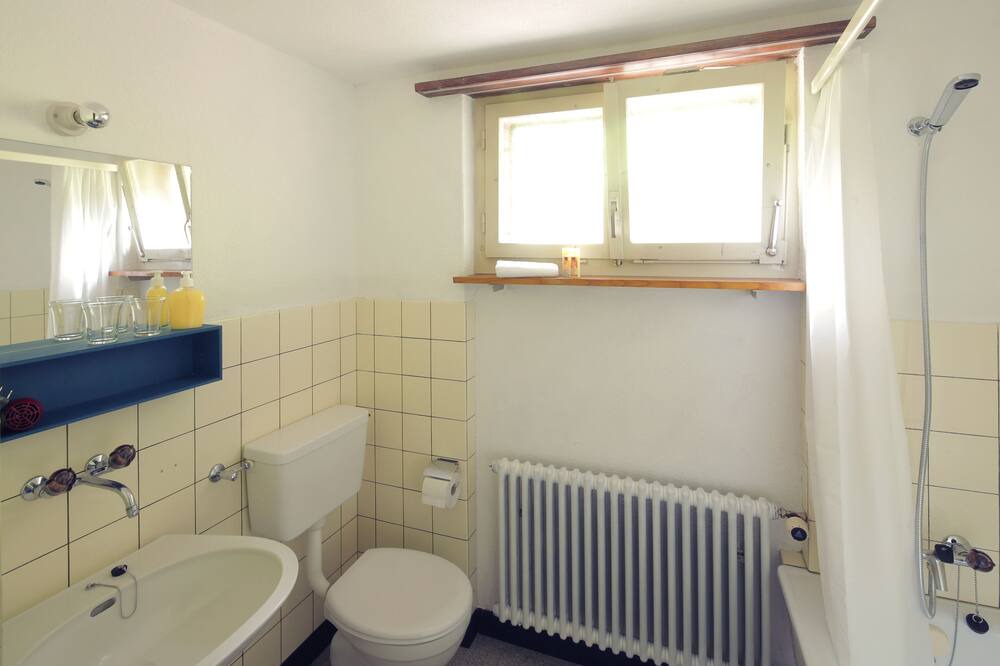 Photo of Bathroom in Vitznau