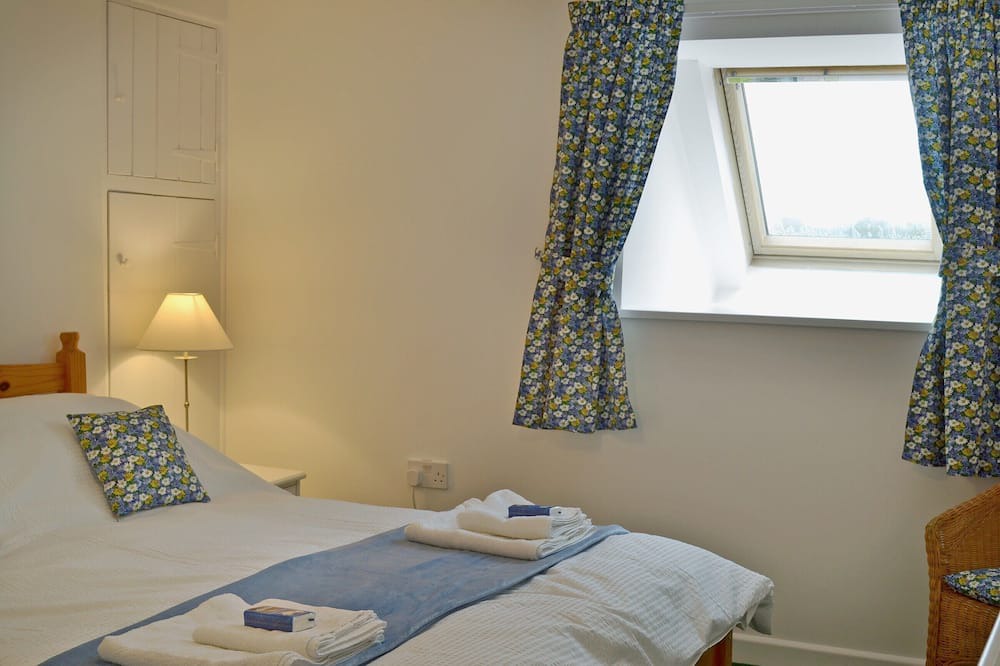 Photo of Bedroom in Woodfalls