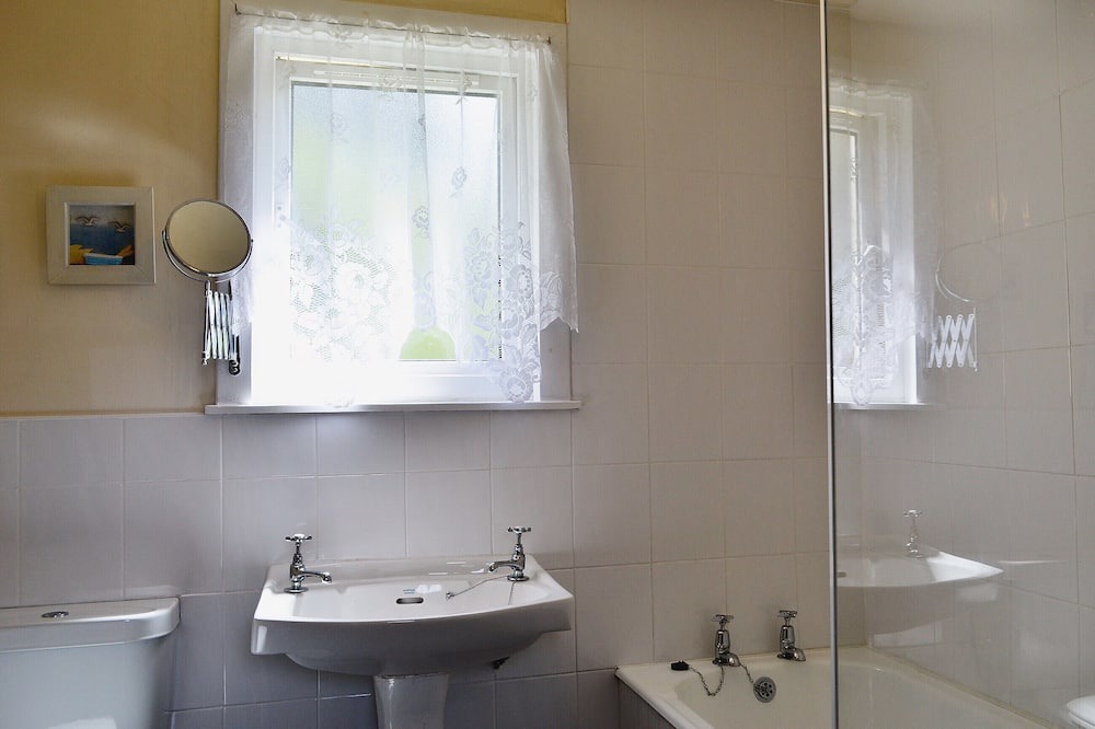 Photo of Bathroom in Clachan