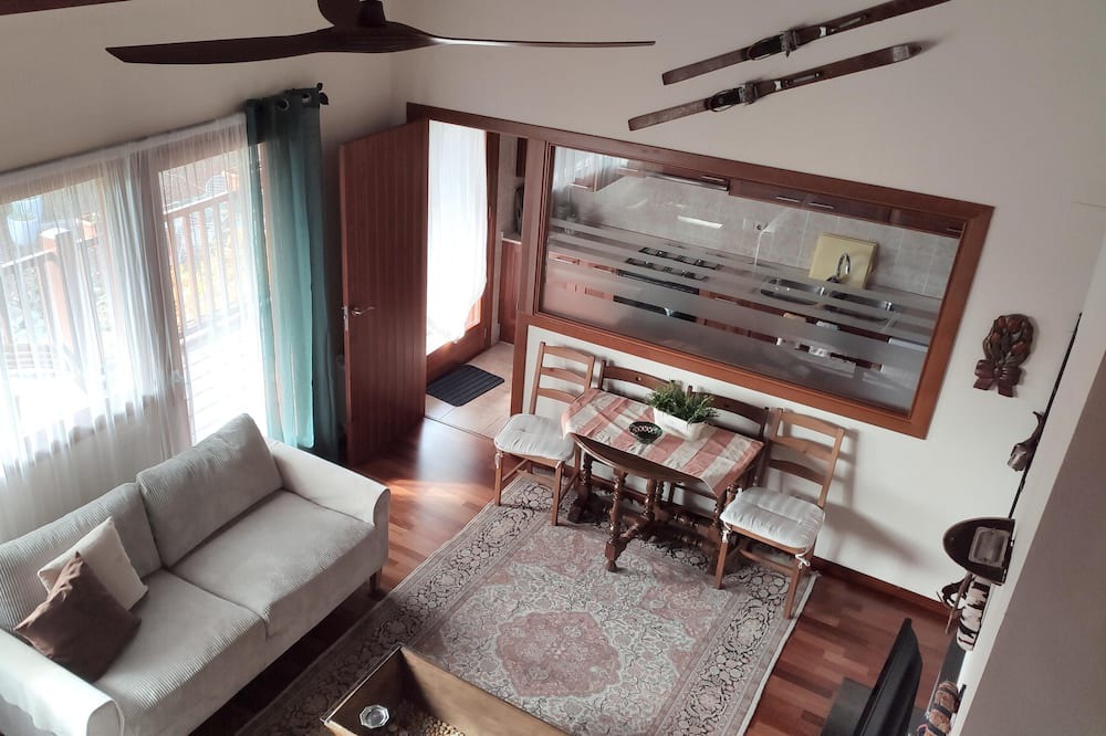 Photo of Livingroom in Aravell