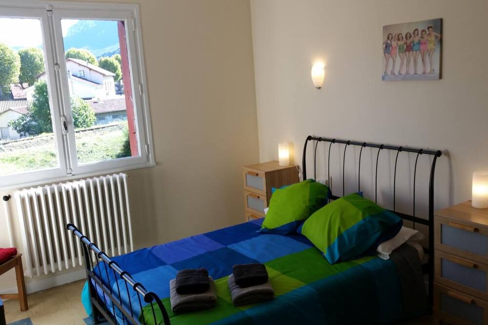 Photo of Bedroom in Quillan