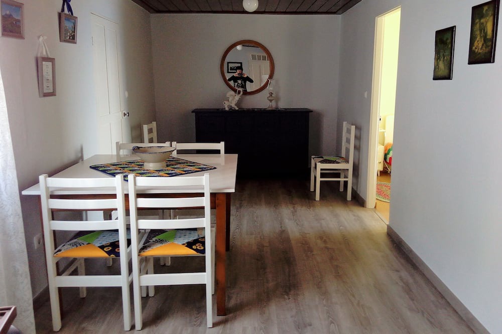 Photo of Livingroom in Sao Roque do Pico