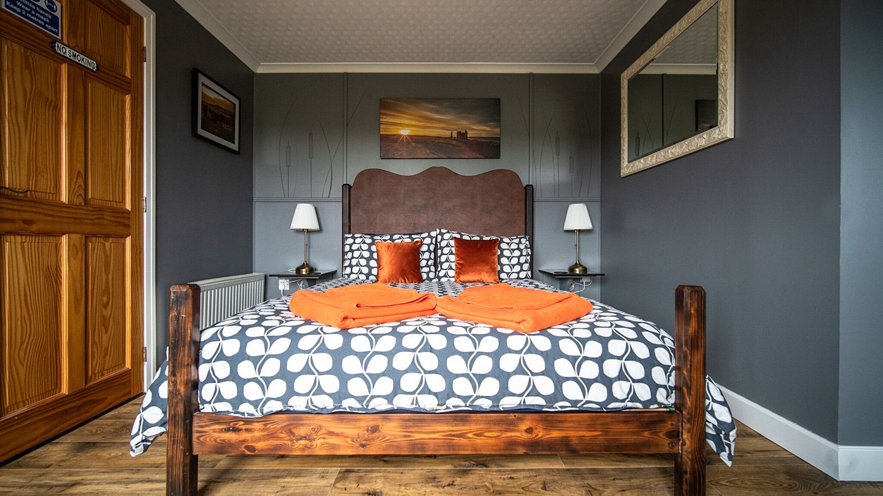 Photo of Bedroom in Gills