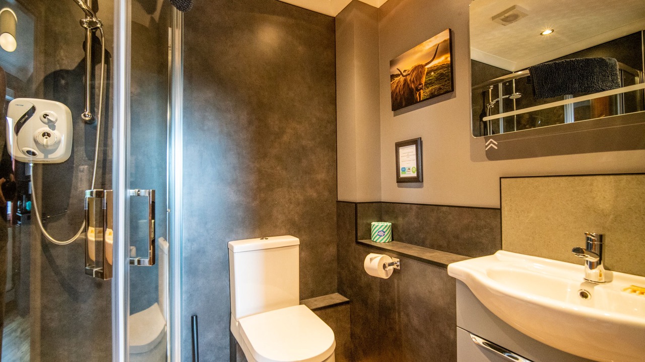 Photo of Bathroom in Gills