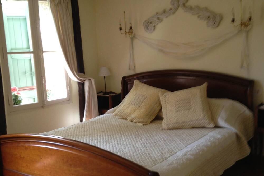 Photo of Bedroom in Bargemon