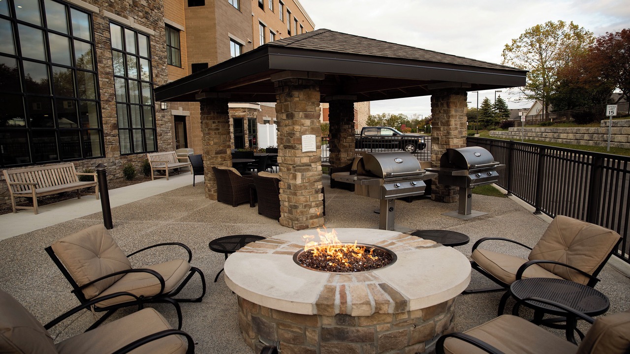 Photo of Outdoor in Auburn Hills