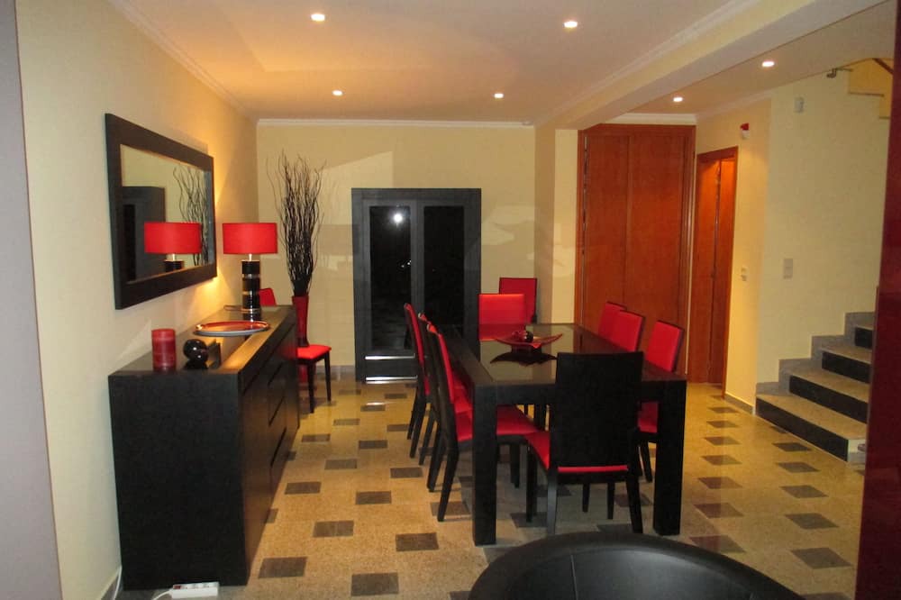 Photo of Livingroom in Vila Praia de Ancora