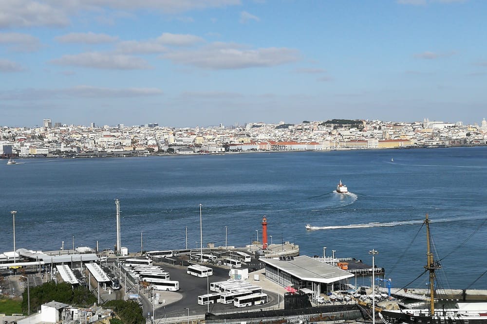 Photo of Others in Cacilhas