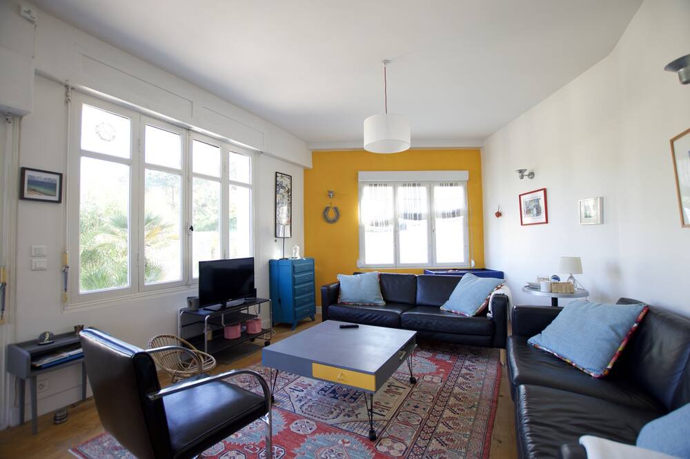 Photo of Livingroom in Cap-Ferret