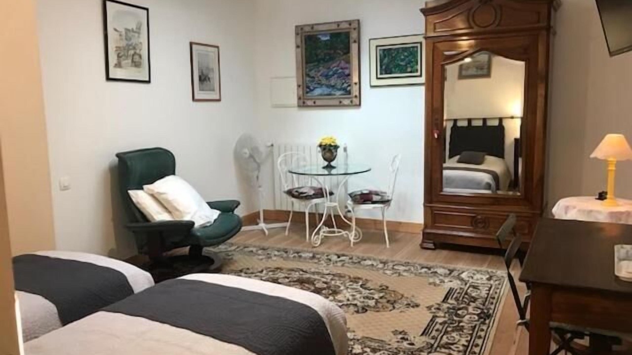 Photo of Bedroom in Cognac