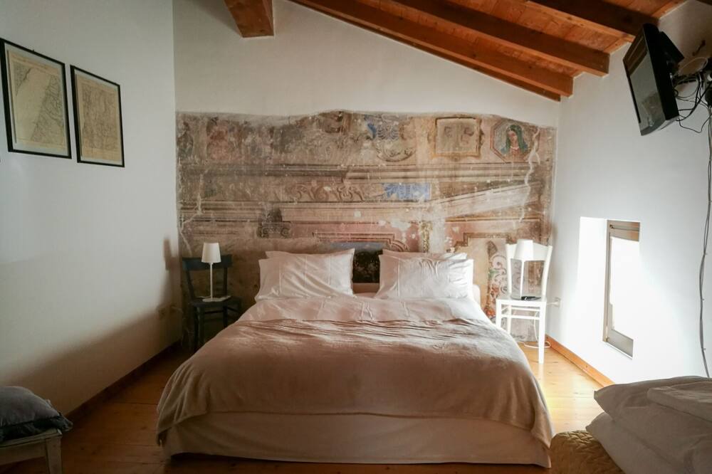 Photo of Bedroom in Affi