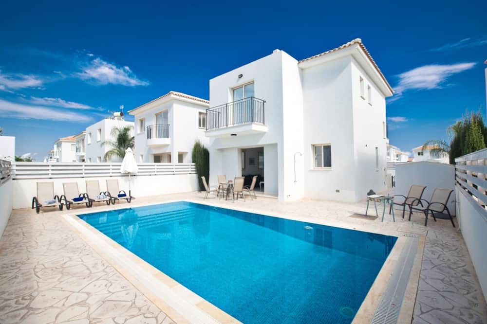 Photo of Outdoor in Pernera
