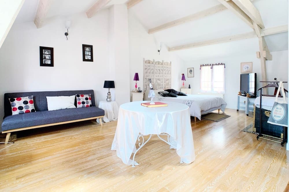 Photo of Bedroom in Montrouge