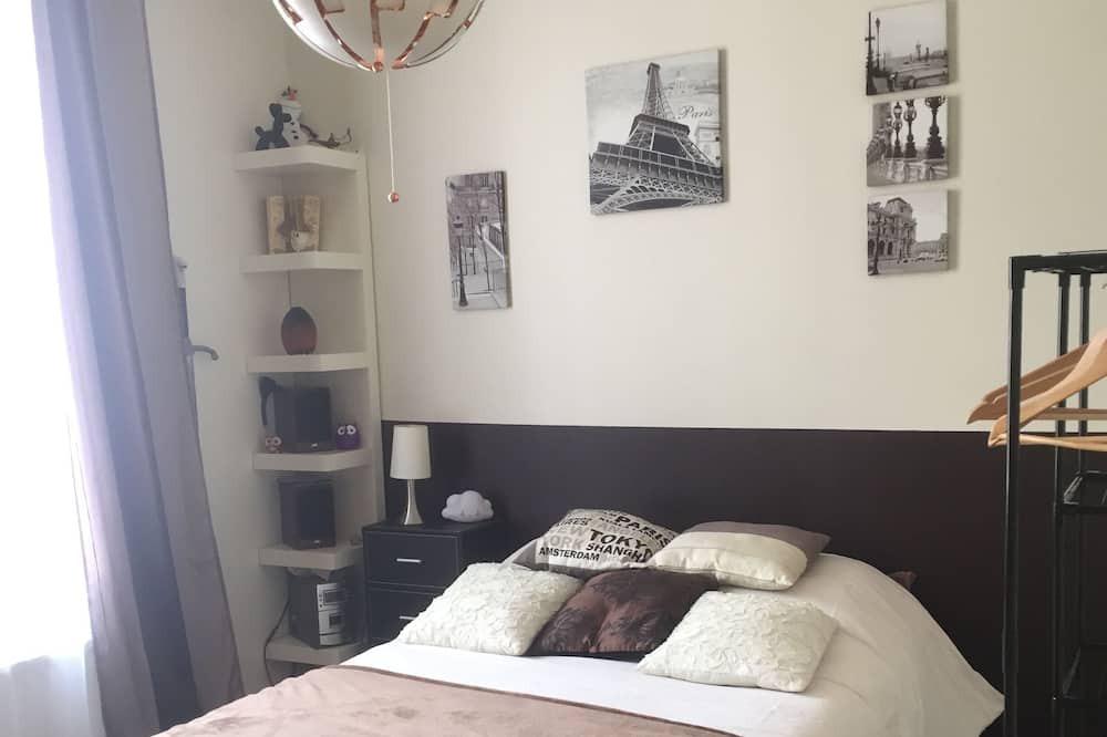 Photo of Bedroom in Montrouge