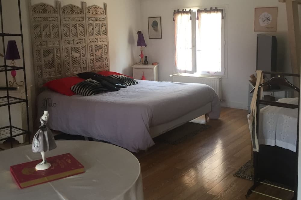 Photo of Bedroom in Montrouge