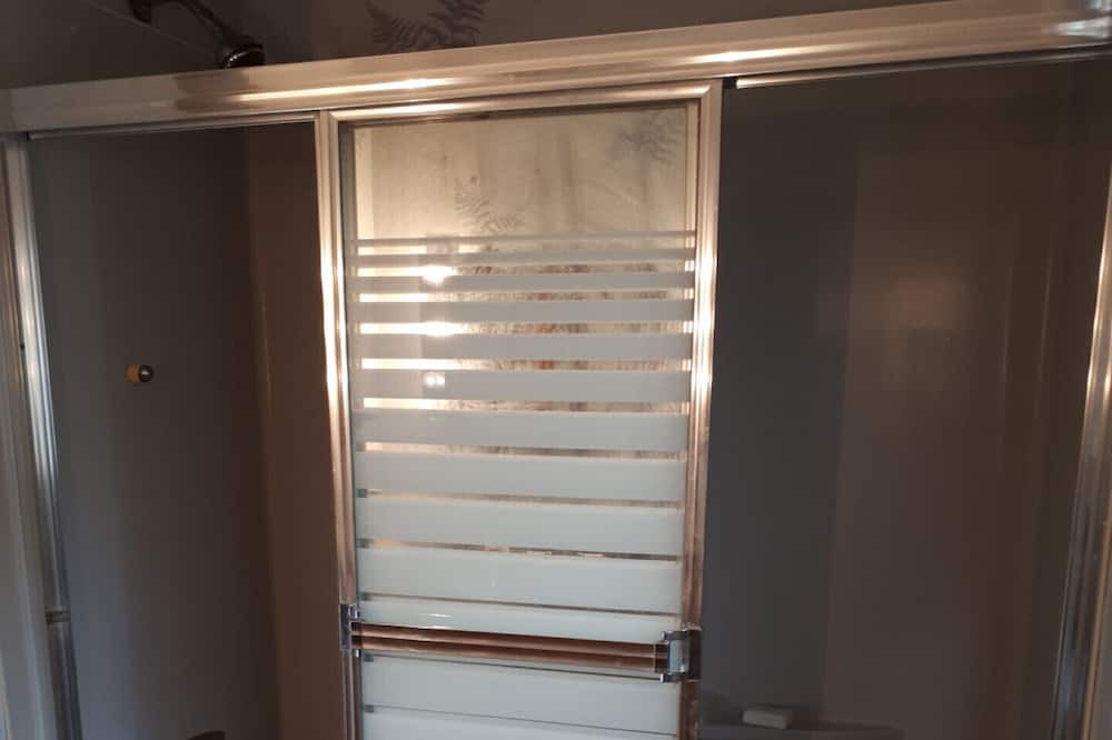 Photo of Bathroom in Whitney