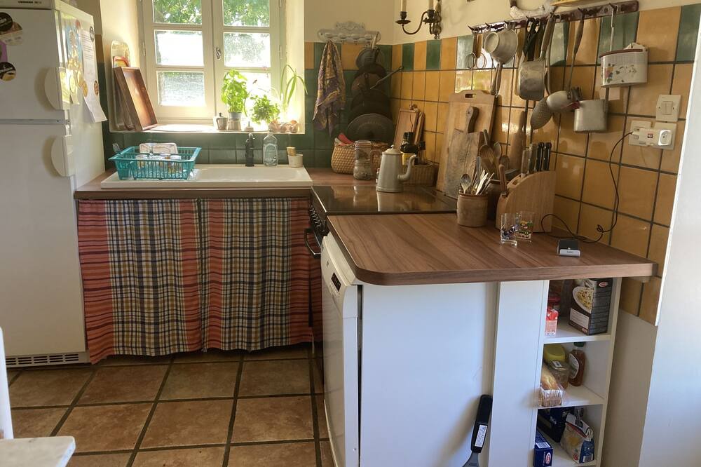 Photo of Kitchen in Saint-Andre-en-Vivarais