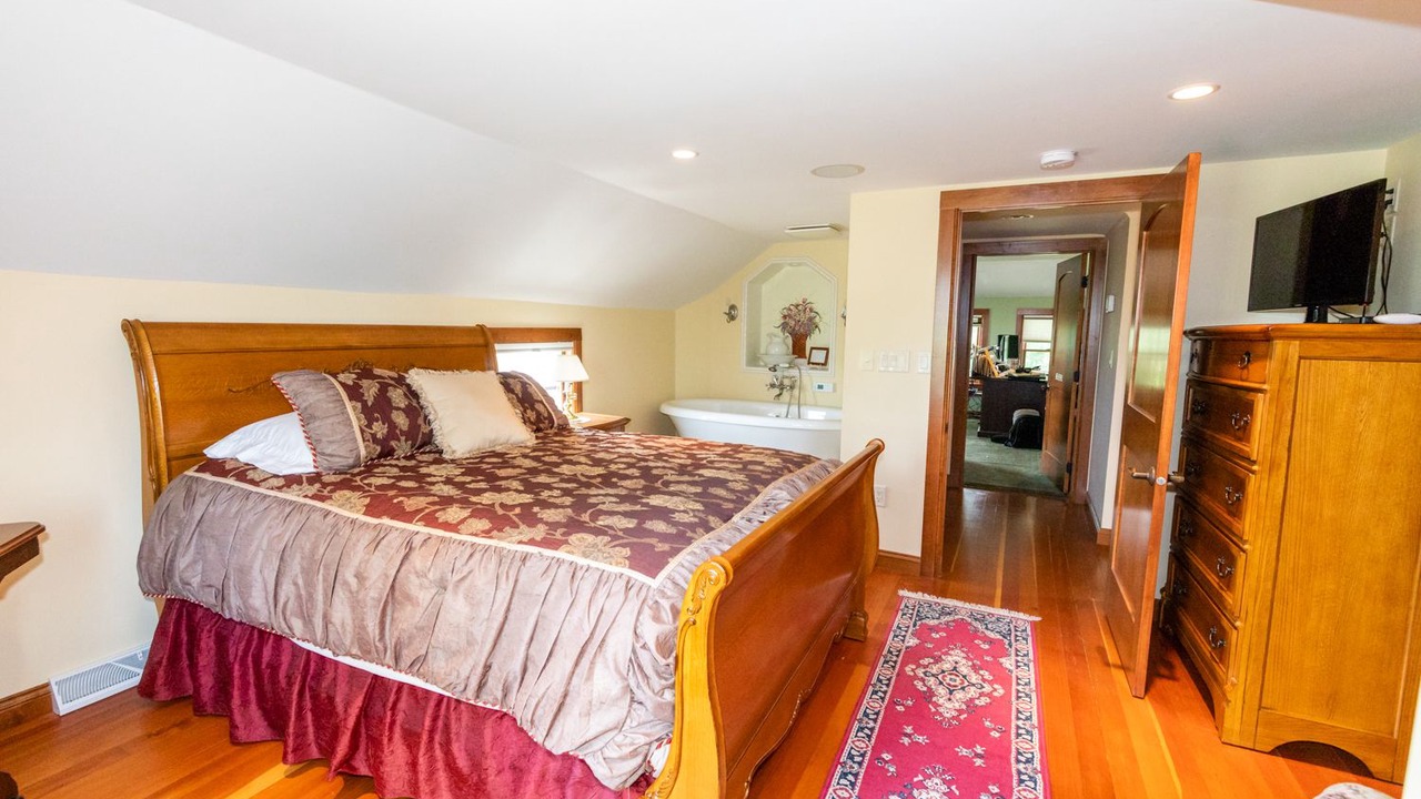 Photo of Bedroom in De Pere