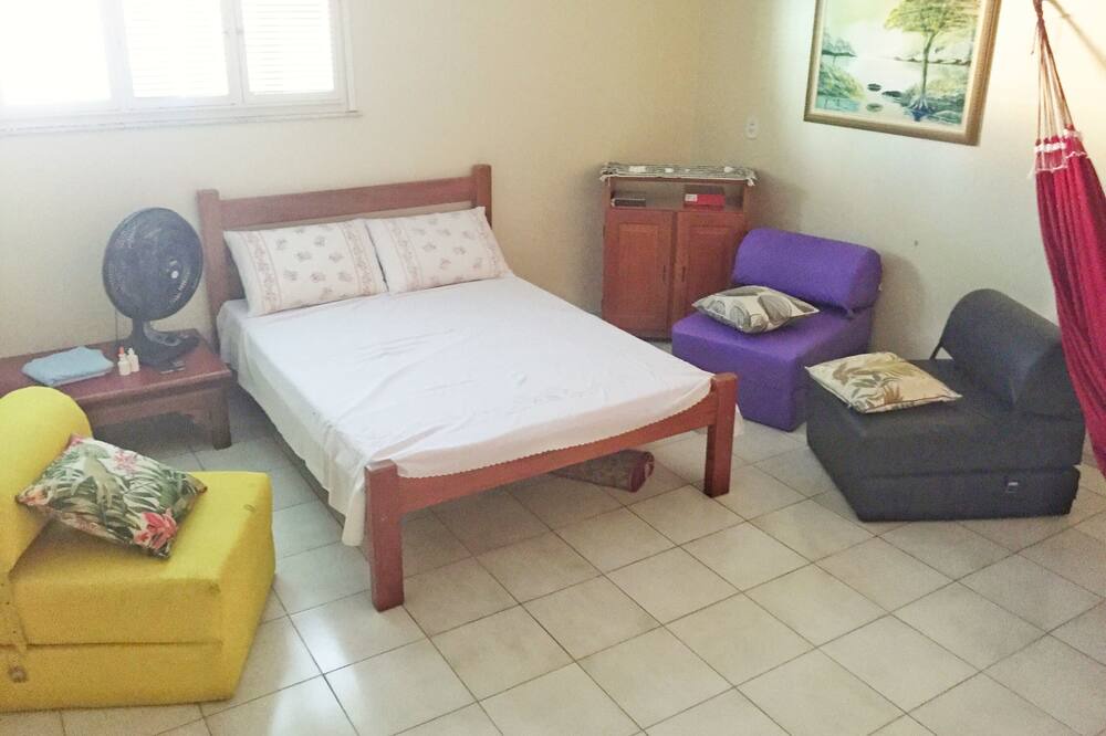 Photo of Bedroom in Tabuba
