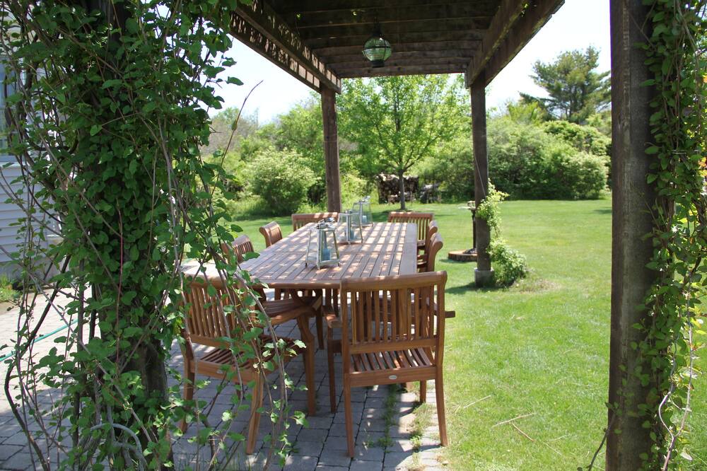 Photo of Patio Balcony in Orient Point
