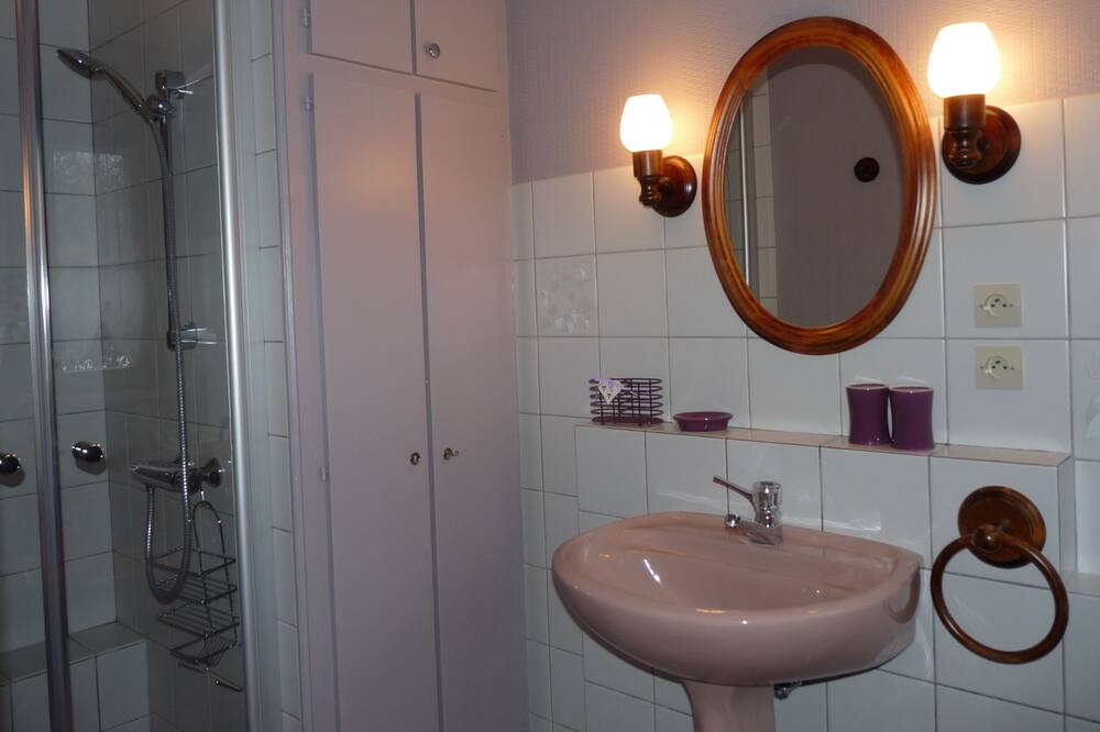 Photo of Bathroom in Sewen