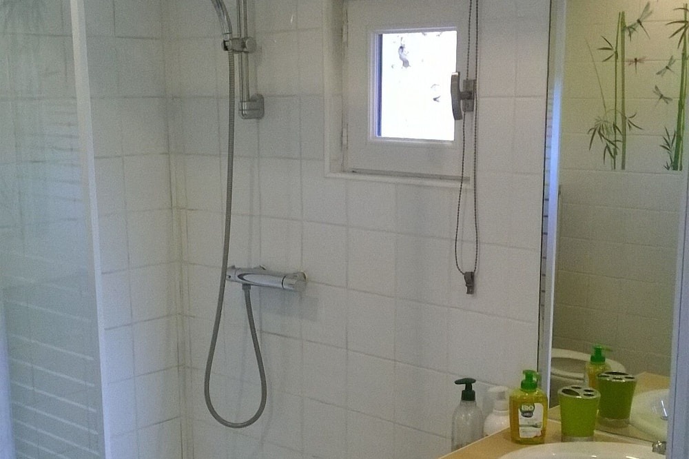 Photo of Bathroom in Rilly-sur-Vienne