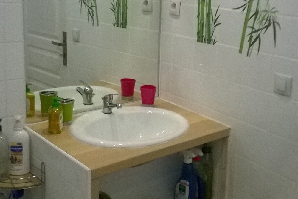 Photo of Bathroom in Rilly-sur-Vienne