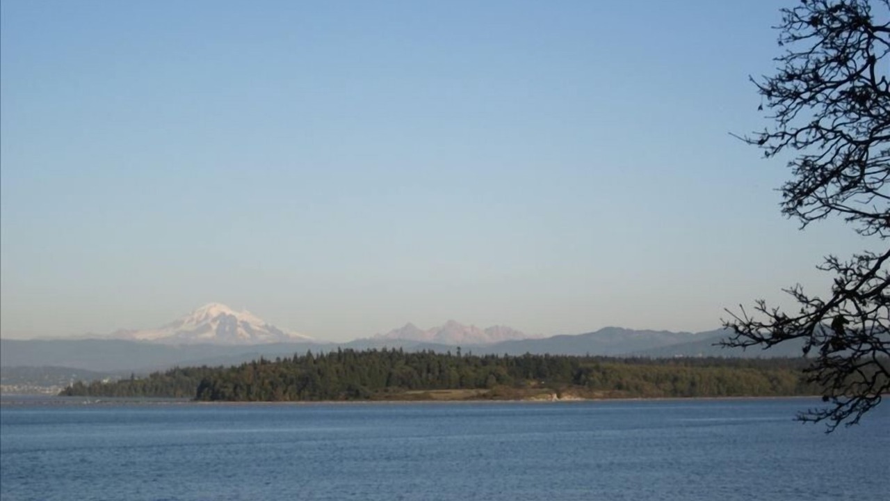 Photo of Others in Lummi Island