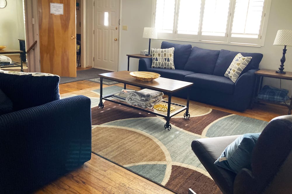 Photo of Livingroom in Orem