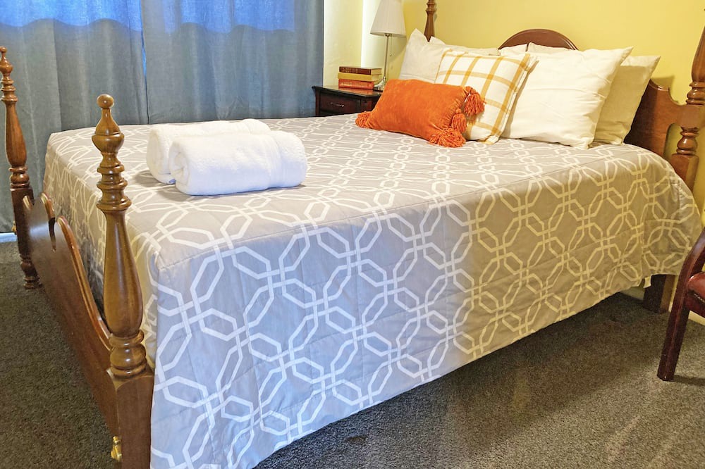 Photo of Bedroom in Orem