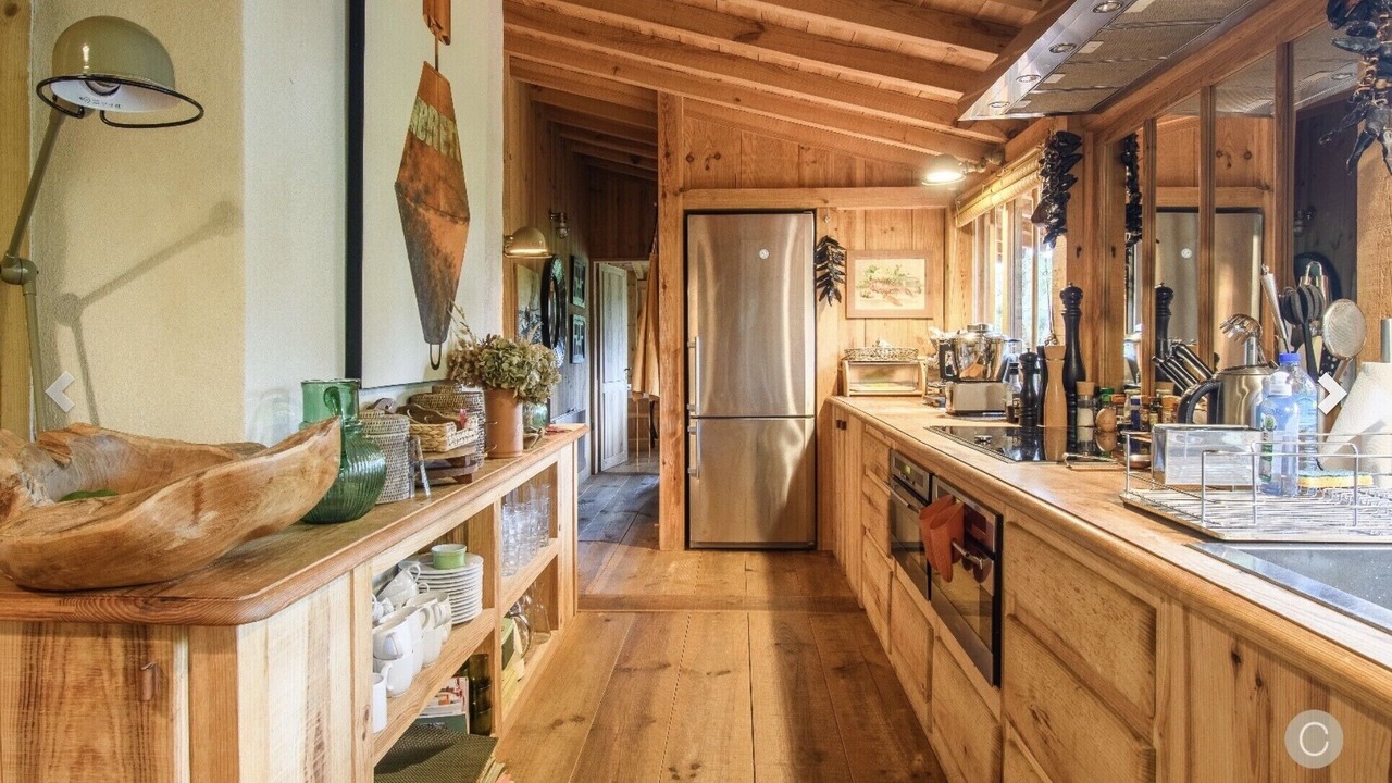 Photo of Kitchen in Le Canon